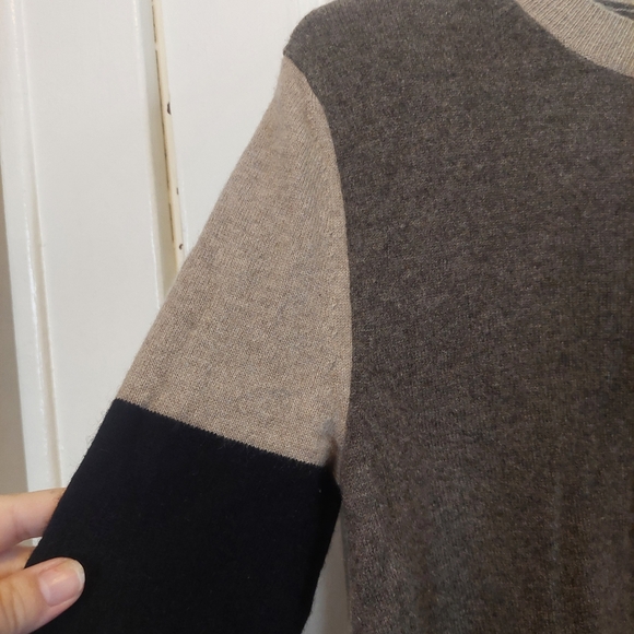 Aqua Brand Cashmere Color Block Sweater - Picture 2 of 10